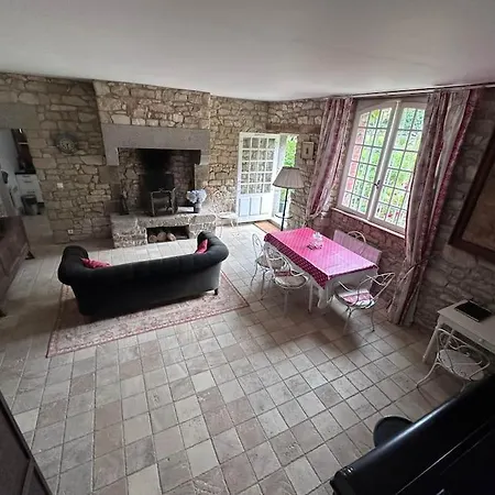 Manoir Charme Baie Mont St Michel בית נופש