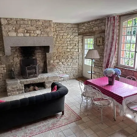 בית נופש Manoir Charme Baie Mont St Michel