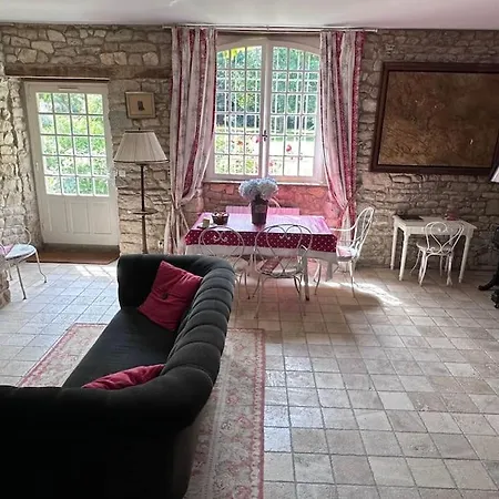 בית נופש Manoir Charme Baie Mont St Michel *