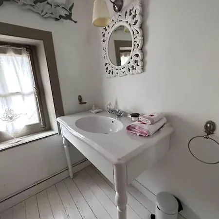 Manoir Charme Baie Mont St Michel בית נופש *