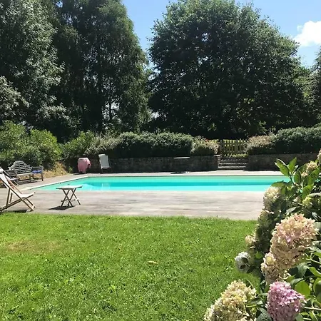 Manoir Charme Baie Mont St Michel בית נופש