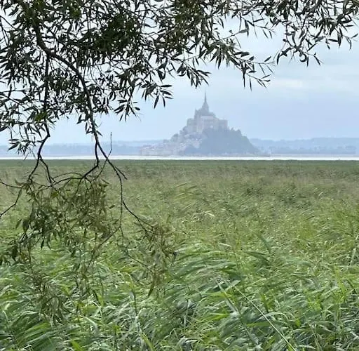 Дом отдыха Manoir Charme Baie Mont St Michel