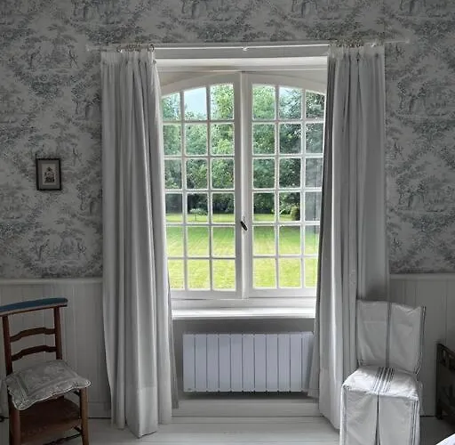 Manoir Charme Baie Mont St Michel Дом отдыха *