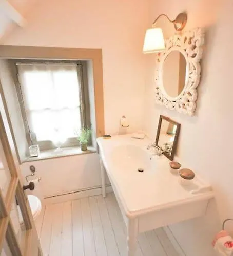 Manoir Charme Baie Mont St Michel Дом отдыха Sartilly-Baie-Bocage